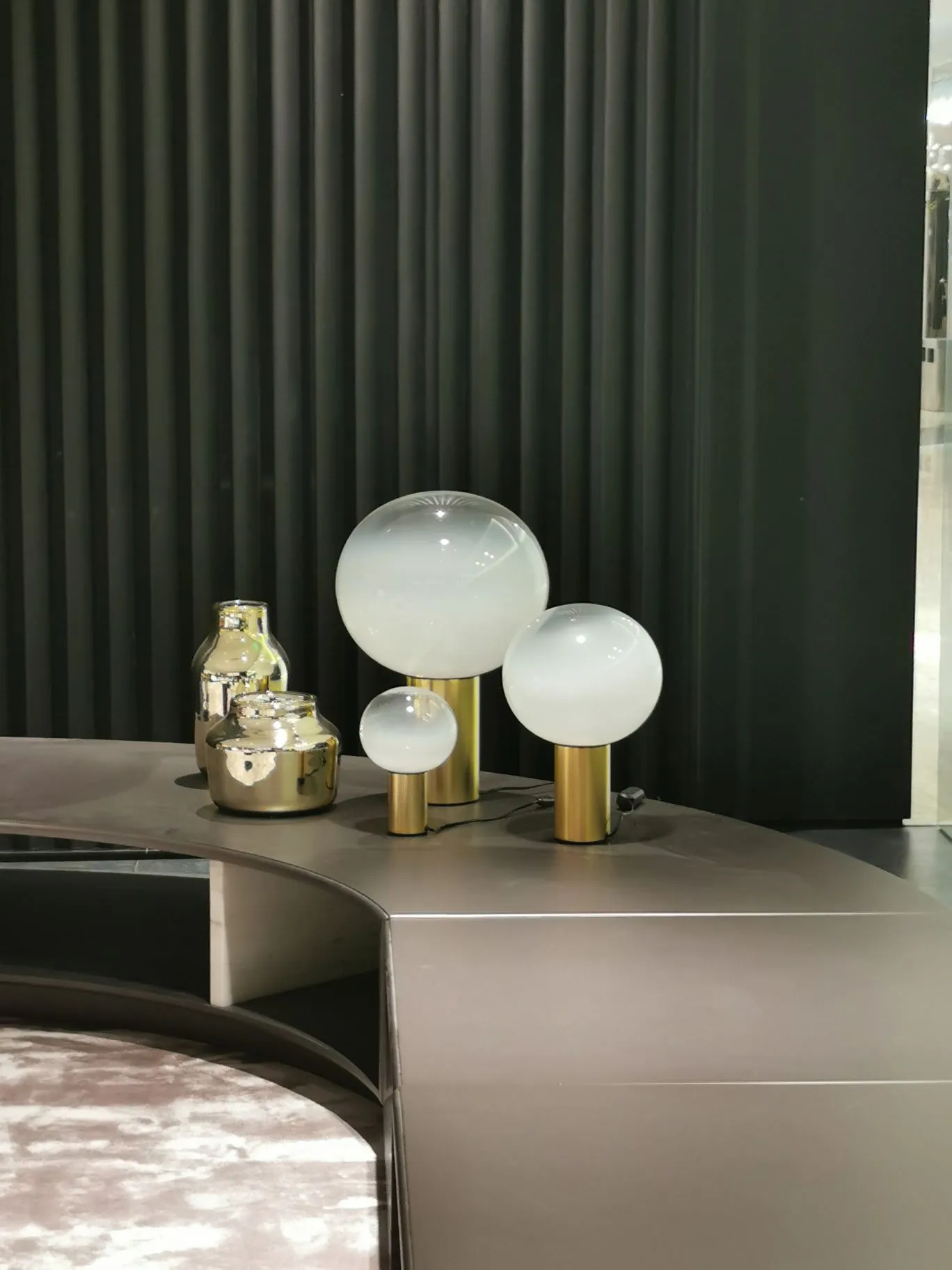 laguna gold lamp by artemide 2 slide4 for donzelli
